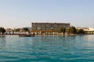7800 Cesme Residences & Hotel Image