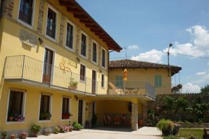 Agriturismo Bianconiglio voted 2nd best hotel in Castiglione Falletto