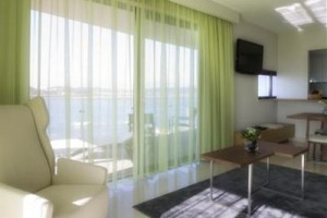 Agua Hotels Riverside voted 5th best hotel in Lagoa