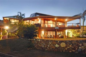 Airlie Waterfront Bed and Breakfast Image