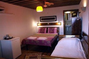 Akropolis Guest House Image