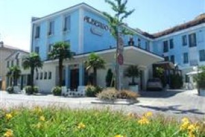 Albergo Enrichetta Desenzano del Garda Image