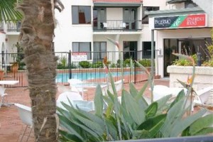 Alcamo Hotel - Hamilton Image