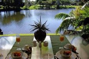 Alexander Lakeside Bed & Breakfast Image