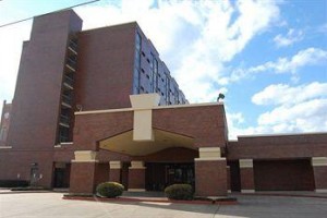 Alexander Fulton Hotel & Convention Center Image