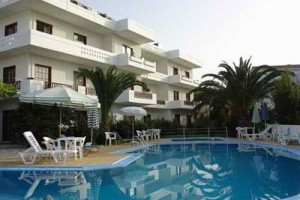 Alexandros Apartments Agia Marina Image