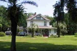 Alling House Bed and Breakfast Image