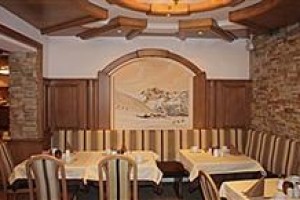 Alphotel Garni Salner Ischgl Image