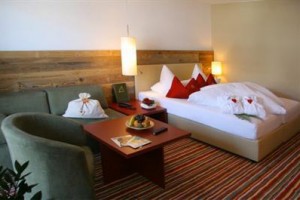 alpinahotel voted 5th best hotel in Fugen
