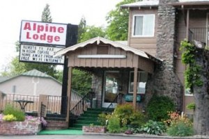 Alpine Lodge Mount Shasta Image