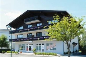 Alpz Apartments Image