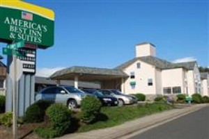 America's Best Inn & Suites Lincoln City Image