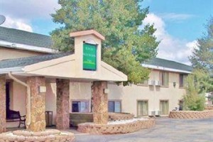 Rocky Mountain Inn Image