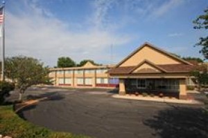 Quality Inn Fort Dodge Image