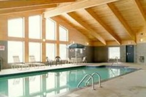 AmericInn Lodge & Suites Algona Image