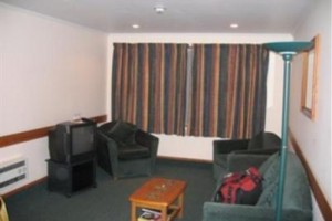 Amross Motel Image