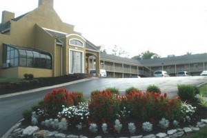 Antioch Quarters Inn & Suites Image