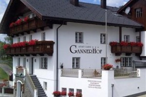 Apart Garni Gannerhof Obertilliach Image