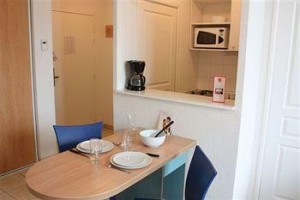 Sejours & Affaires Rive Gauche - Serris Image