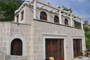 Apartmani Admiral voted  best hotel in Perast