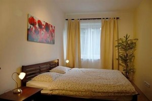 Apartmany U Cerveneho Stromu Image