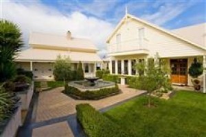 Apollo Bay Guest House Image