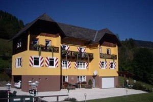 Appart Solkhof voted 3rd best hotel in Schoder