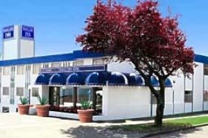 Arbutus Inn Image