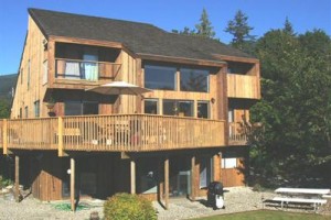Arcturus Retreat B&B voted 2nd best hotel in Gibsons
