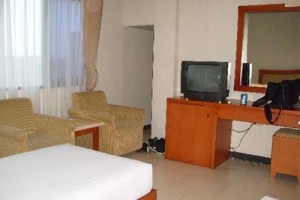 Arinas Hotel Image