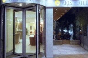 Aris Hotel Image