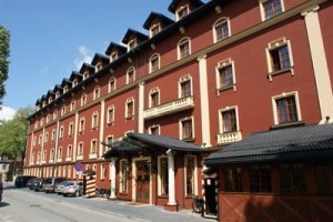 Arsenal Palace Hotel voted  best hotel in Chorzow