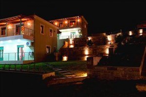 Aselinos Suites Image