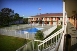 Ashburn Inn Image