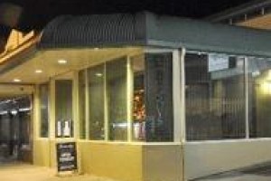 Ashton Townhouse Motel & Suites Image