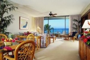Aston Paki Maui Image