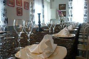 Au Croissant voted  best hotel in Buzancais