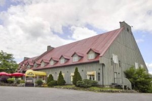 Auberge des Carrefours voted  best hotel in Cowansville