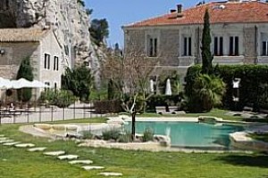 Auberge Du Parc Hotel Orgon voted  best hotel in Orgon