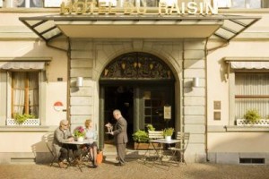 Auberge Du Raisin voted  best hotel in Cully