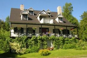 Auberge La Chatelaine voted 5th best hotel in La Malbaie