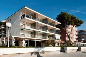 Augustus Apartamentos Cambrils Image