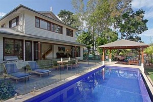 Aura Guesthouse Byron Bay Image