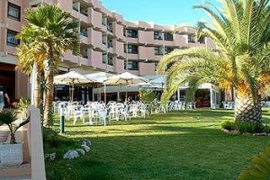 Auramar Beach Resort Image