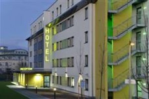 B & B Hotel Munchen Airport Image