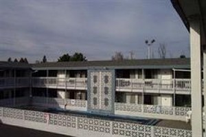 Banfield Motel Image