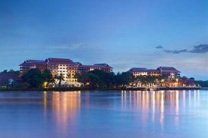 Anantara Riverside Spa & Resort Bangkok Image