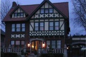 Barrington Manor Bed and Breakfast Image