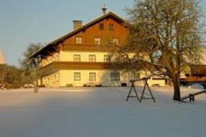 Bauernhof Tonibauer Hof Cottage Seeham voted 4th best hotel in Seeham