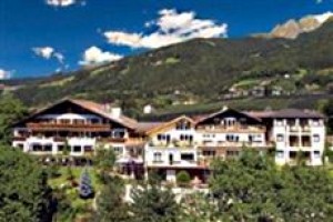 Baumgartner's Blumenhotel Schenna voted  best hotel in Schenna